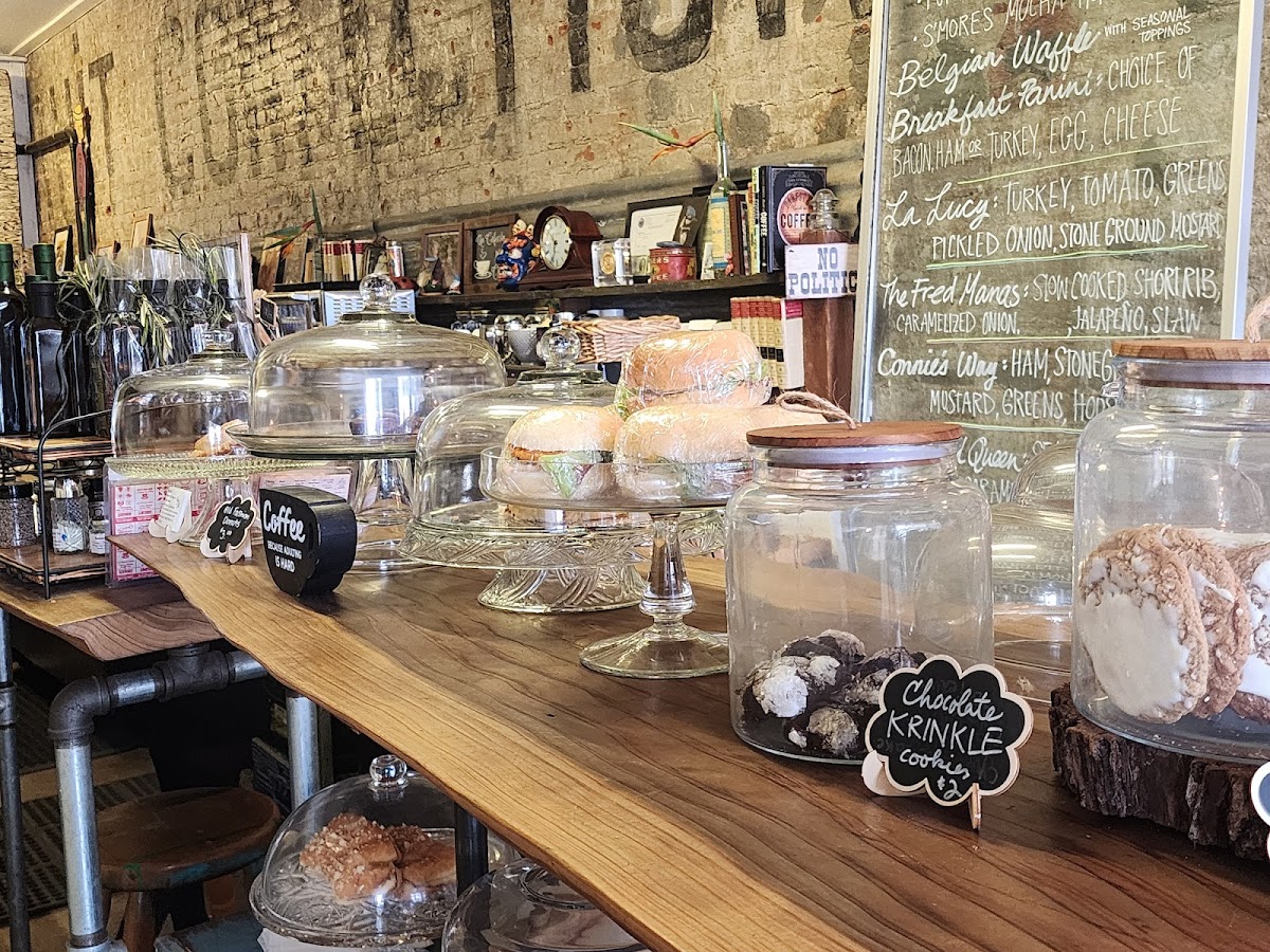 Lucy’S Cafe & Farm Pantry